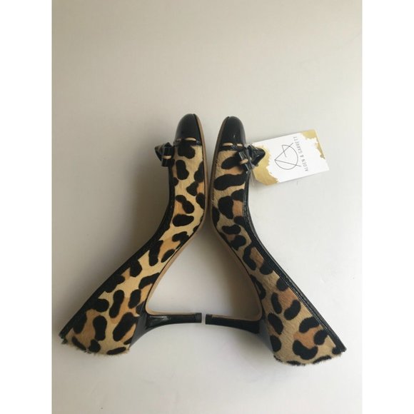 Christian Dior Leopard Print Pony Hair Heels w/ Bow @ Toe, Size 37 (IT), 7 (US) - Picture 7 of 11